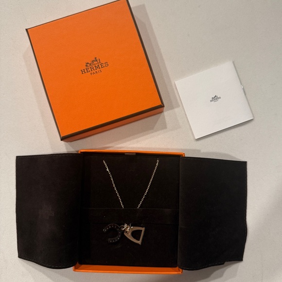 Hermes Amulette Equestre pendant, small model - Picture 4 of 8